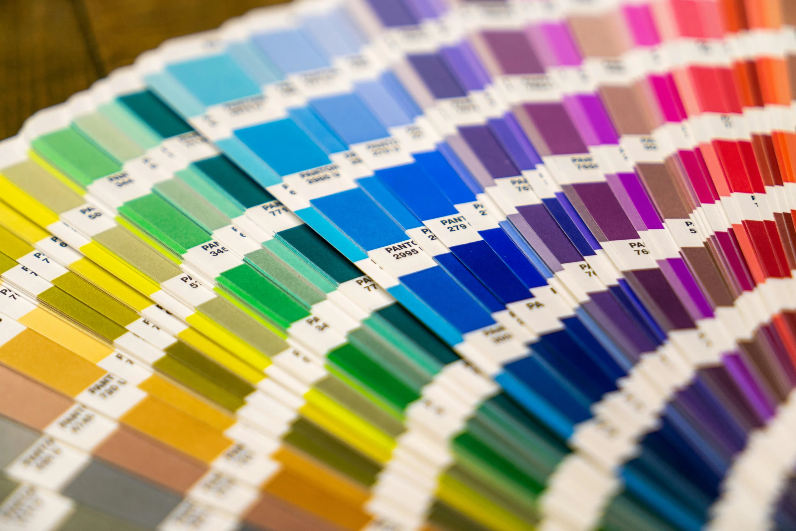 Perbedaan warna RGB dan CMYK