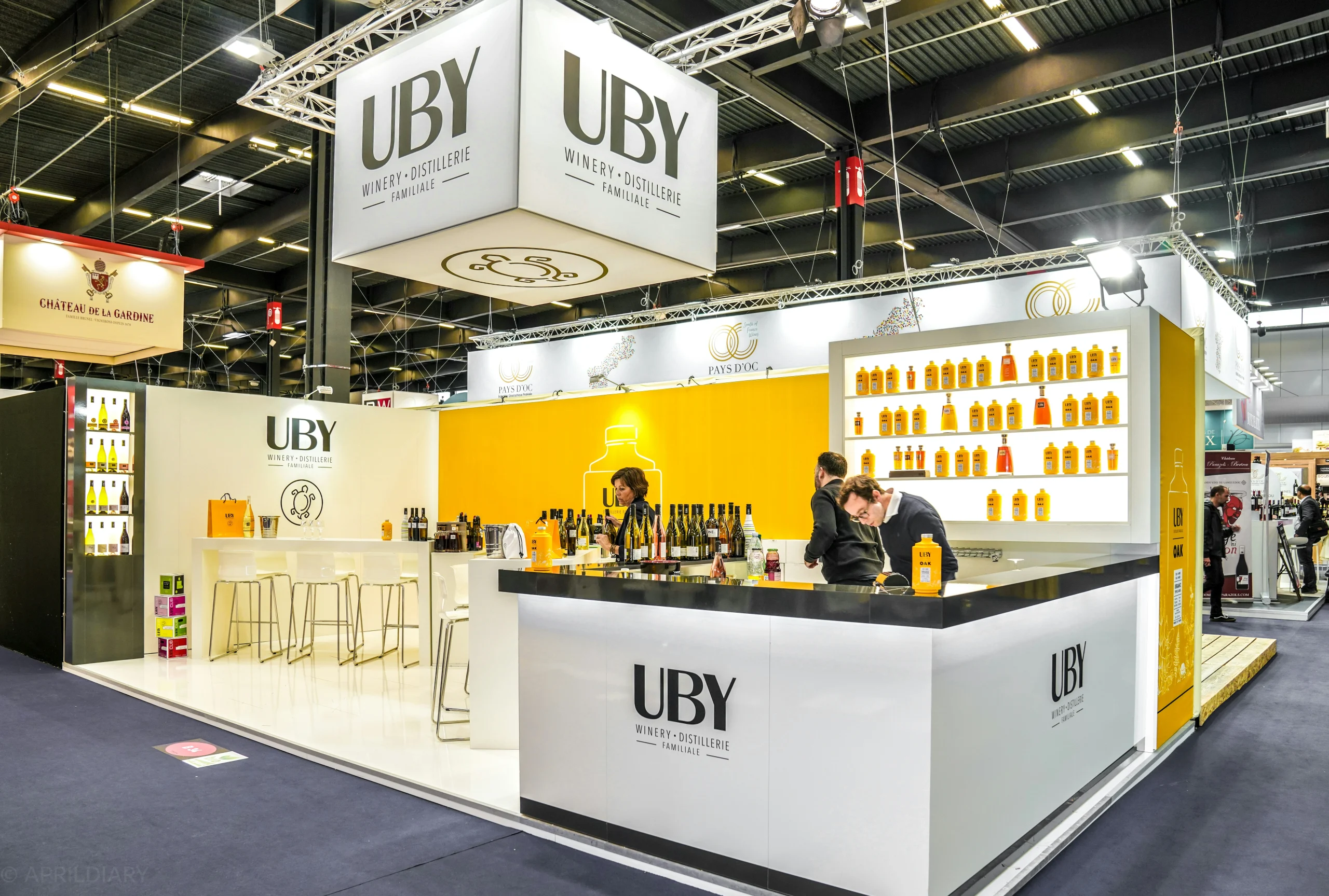 Custom booth untuk perusahaan wine