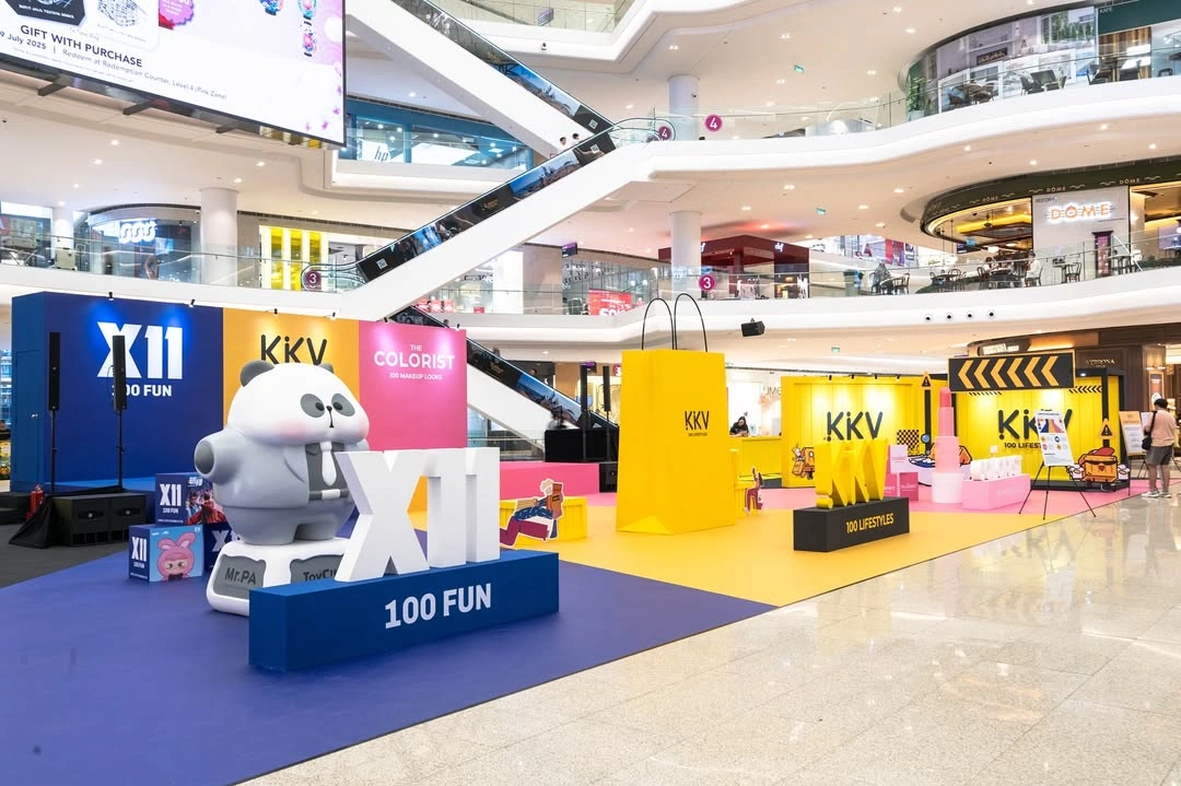 Pop-up store KKV di pusat perbelanjaan modern